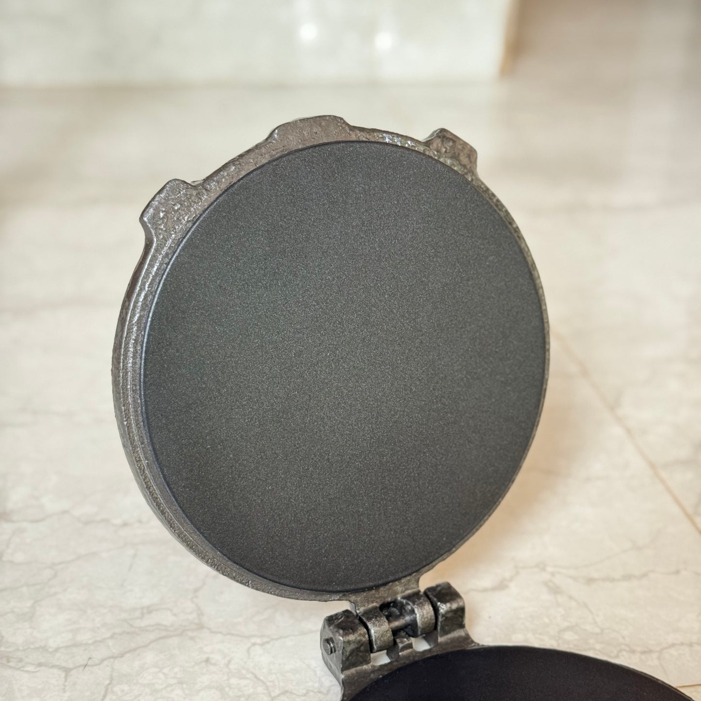 Nonstick Press Round 6 inch